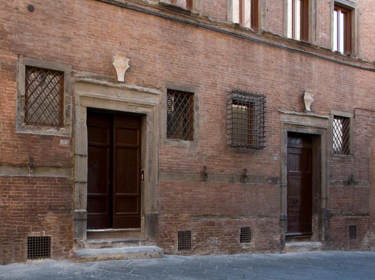 Residenza D'Epoca Palazzo Piccolomini Apartamento Siena Exterior foto